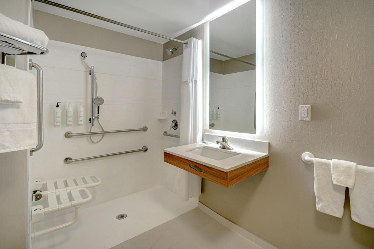 Springhill Suites Erie Kearsarge Екстер'єр фото