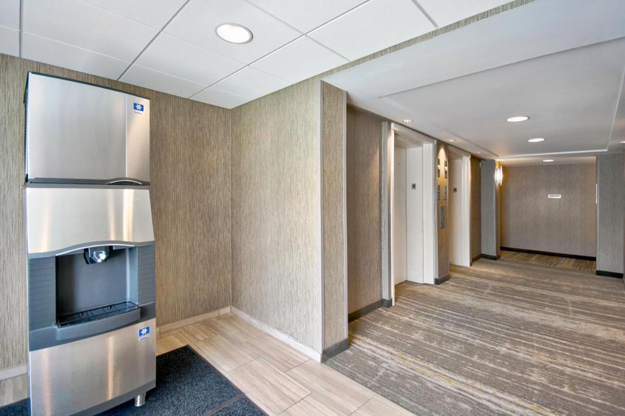 Springhill Suites Erie Kearsarge Екстер'єр фото