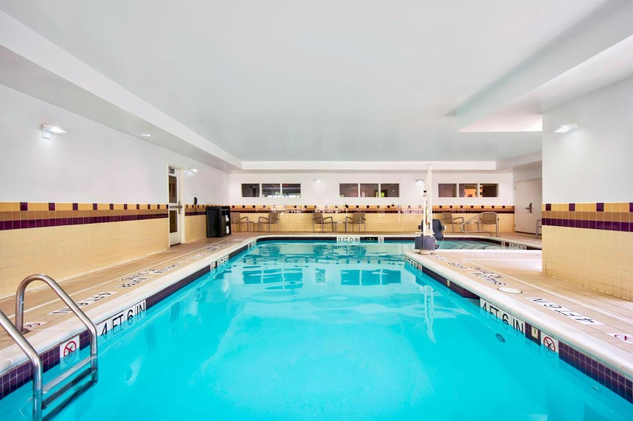 Springhill Suites Erie Kearsarge Екстер'єр фото